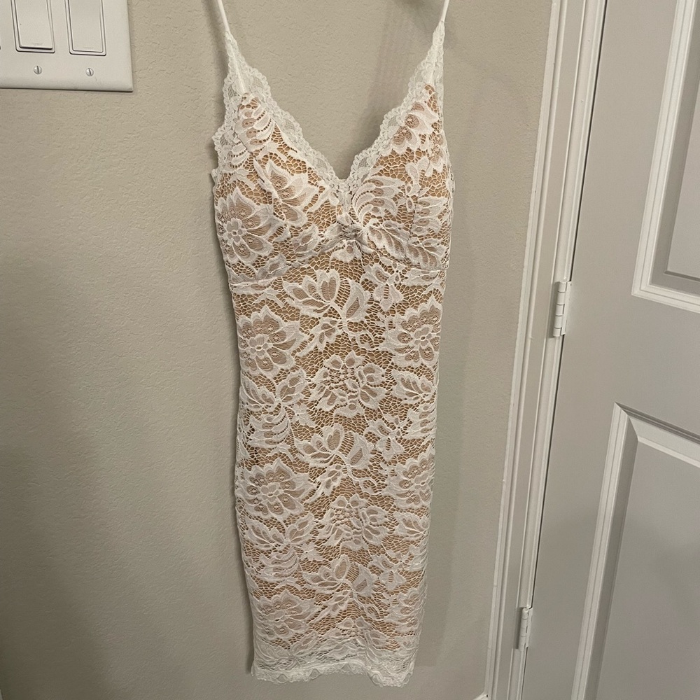 Hello Miss White Lace Fitted Dress